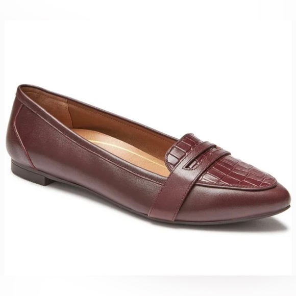 VIONIC Savannah Wine Leather Loafer Flats - Picture 1 of 7